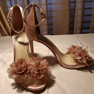 Jessica Simpson stiletto heels.